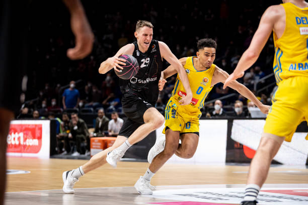 美国选手往 美国选手往