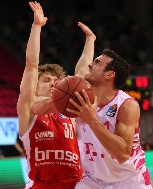 实际上是他 实际上是他